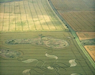stonehenge_crop_circle