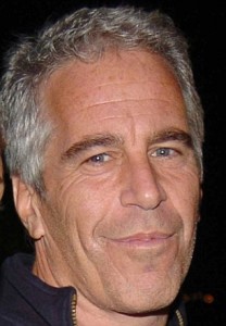 article-1363431-00787860000004B0-531_306x441