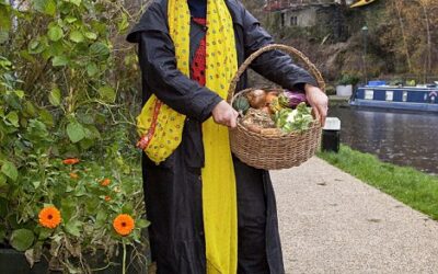 Todmorden: The English Town Growing All Its Own Food for Free
