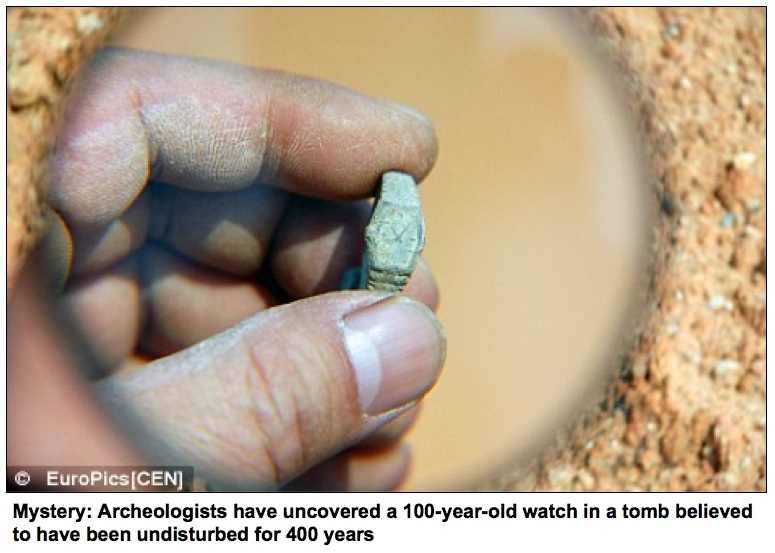 Daily Mail article about mysterious ring-shaped object found at 400-year-old tomb site