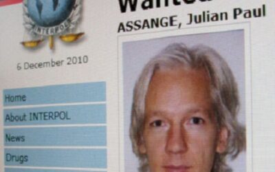 BREAKING: UK Met Police Enter Ecuadorian Embassy Building In Physical Extradition Attempt on Julian Assange