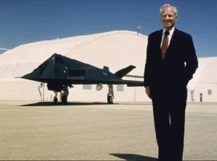 Extraterrestrial UFOs are real : Ben Rich Lockheed Skunk Works CEO Admits