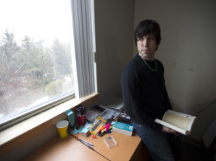 Matt DeHart: Former Soldier Wanted by the US for Working with Anonymous